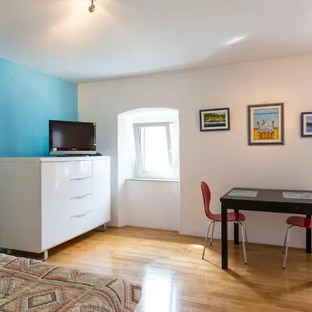 Mirjana, Casa de hóspedes Mali Lošinj