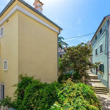 Mirjana, Guest house 3*